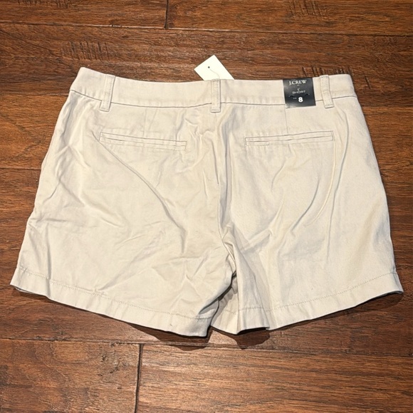 NWT! Size 8 J. Crew Gray Bermuda Shorts Classic Cotton Style - Picture 8 of 8